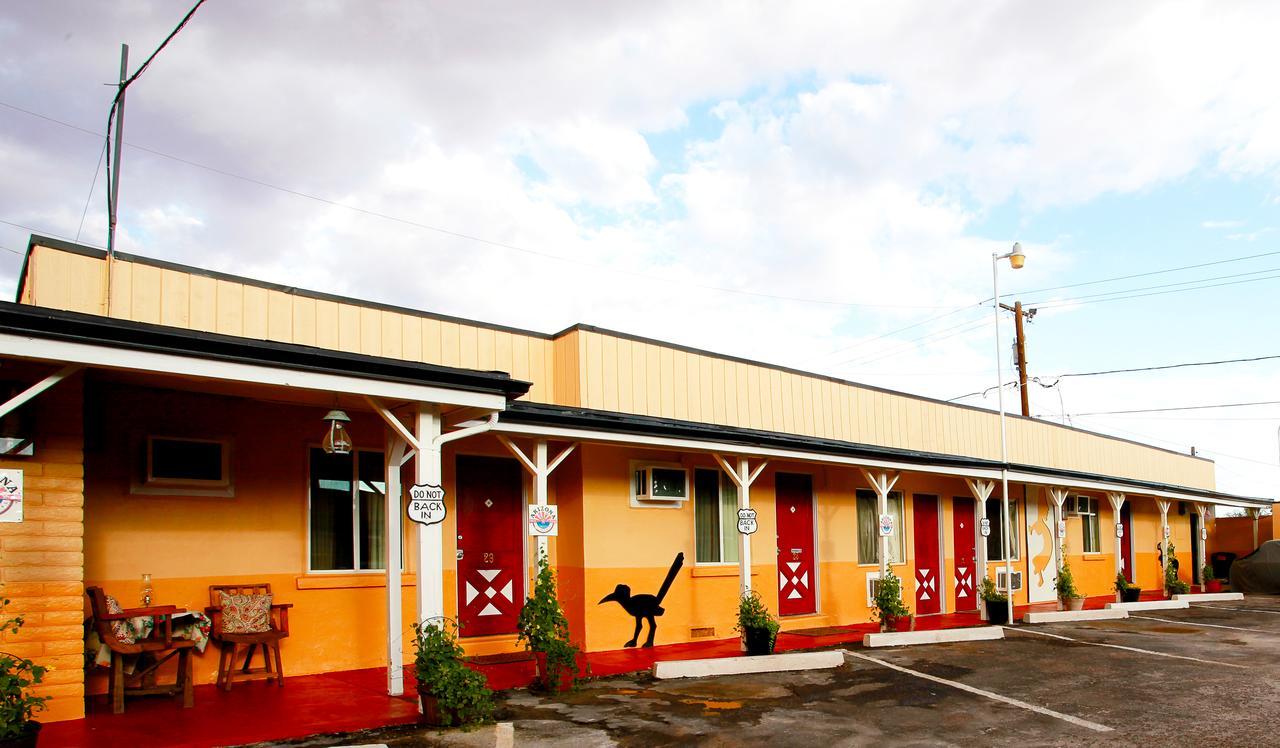 Brad'S Desert Inn Holbrook Esterno foto